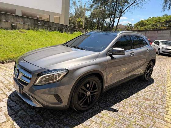 MERCEDES-BENZ GLA 200 1.6 CGI VISION 16V TURBO GASOLINA 4P AUTOMÁTICO